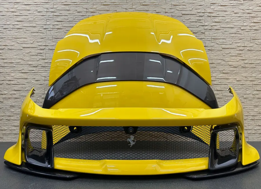 Ferrari 812 Competizione წინა ნაწილი ორიგინალი ნაწილები
